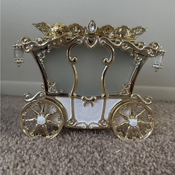 Bath and body works Disney carriage candle holder - Picture 2 of 2